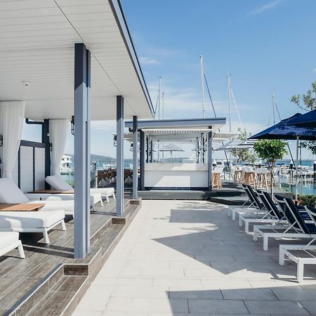 Готель Anchorage Port Stephens Corlette Екстер'єр фото