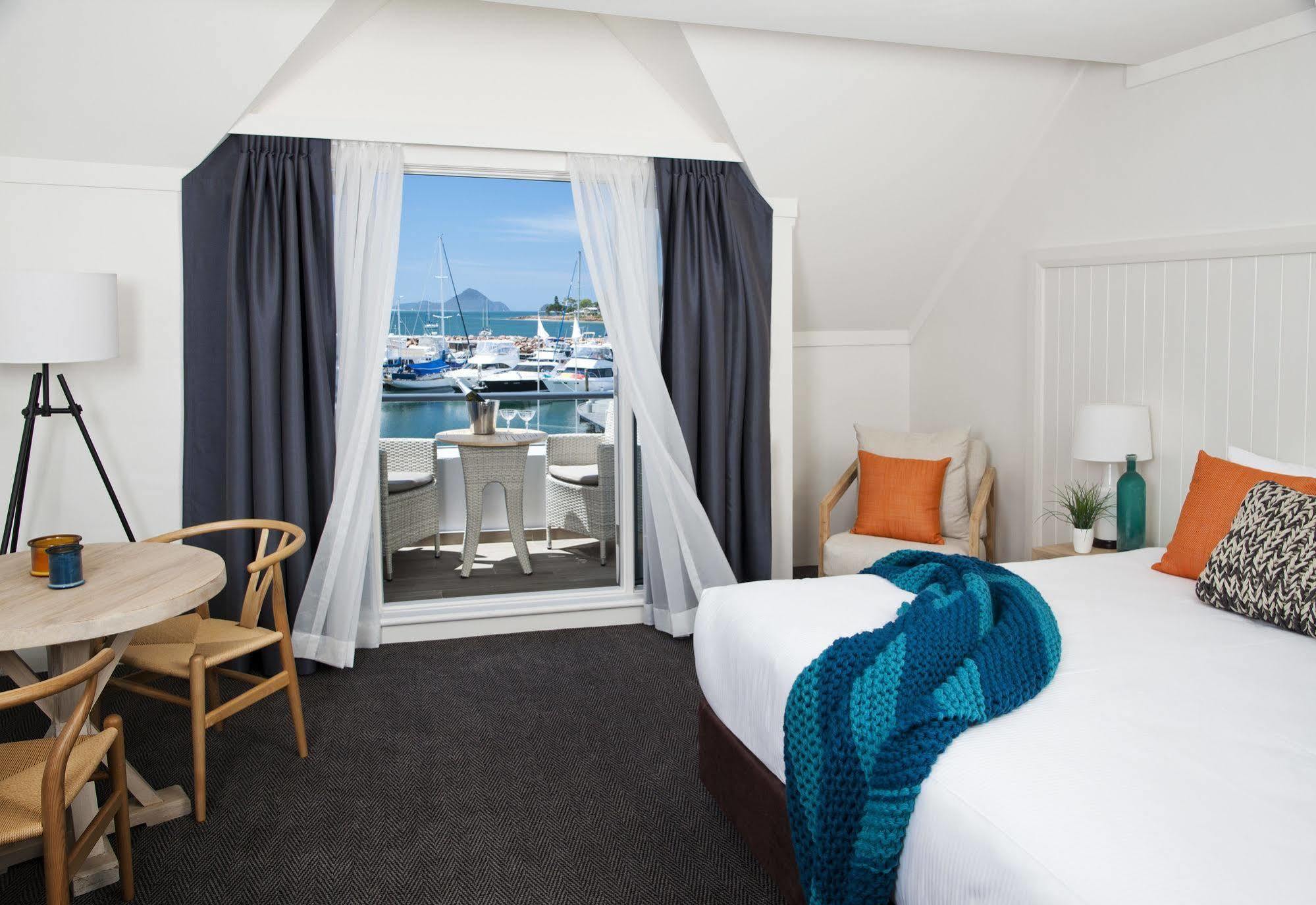 Готель Anchorage Port Stephens Corlette Екстер'єр фото