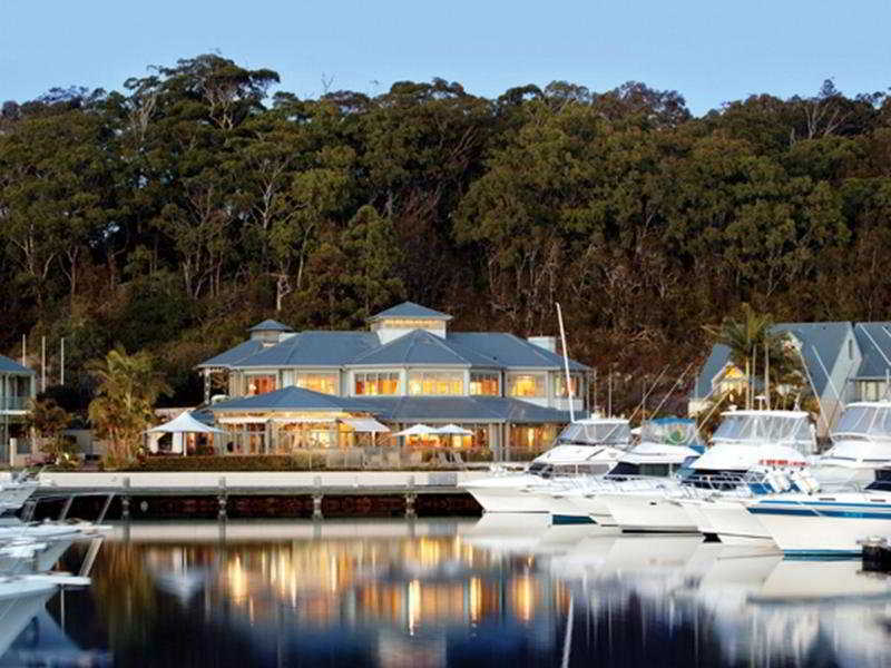 Готель Anchorage Port Stephens Corlette Екстер'єр фото